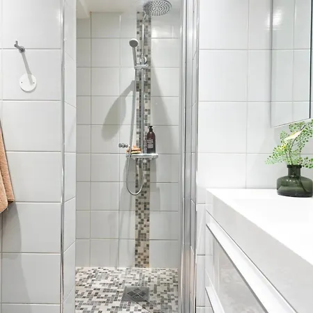 Bright And Spacious, Close To The Center And Train Sandefjord